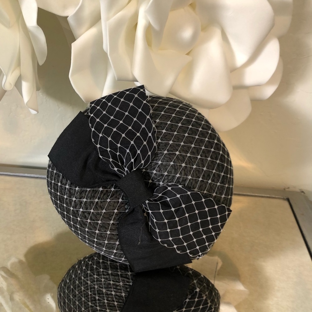 BCBG Cute hat